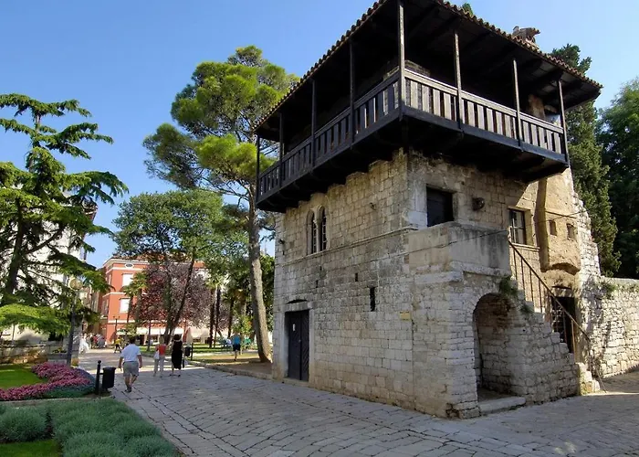Rona Apartments Volta Porec