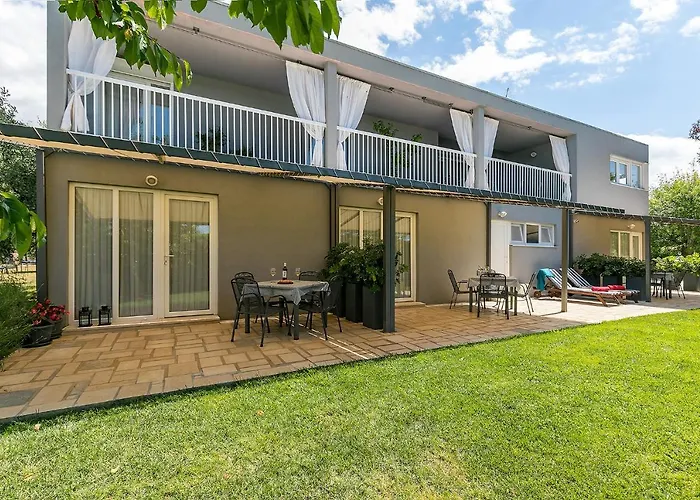 Apartments Dama Porec