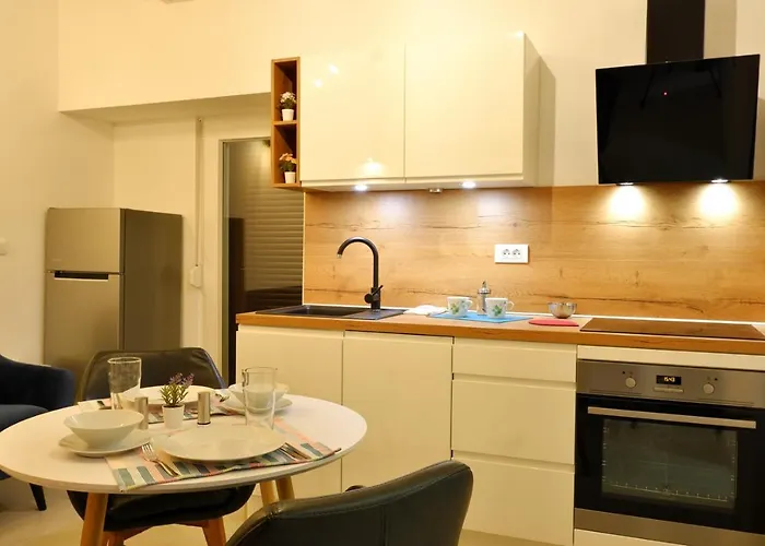 Apartment Emerald Pula