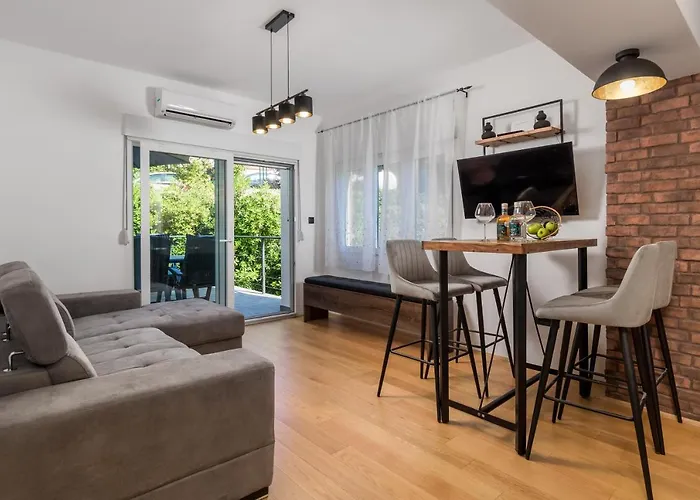 Zid Apartman Opatija