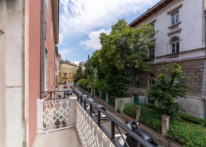 Pula Hostels