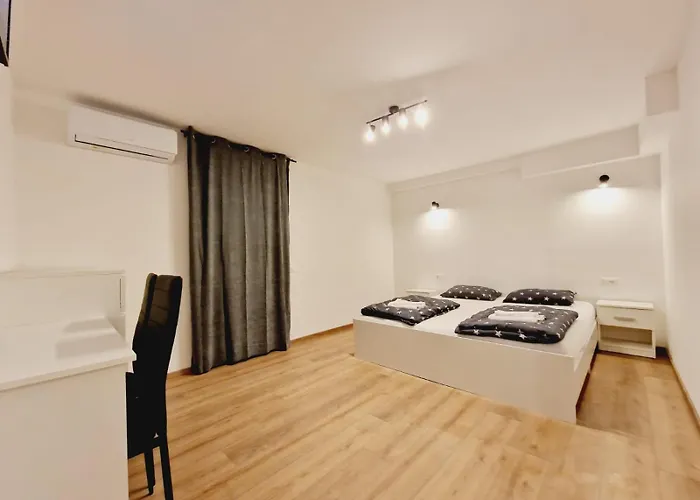 Room D Pula