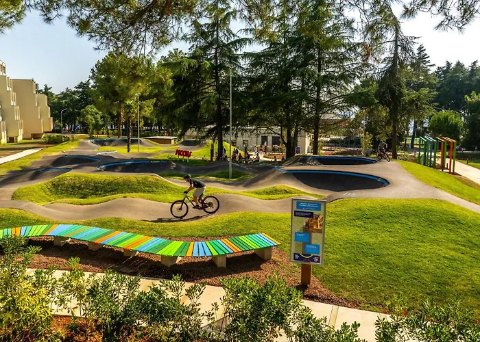 Best Porec Hotels For Families With Kids near Aquacolors