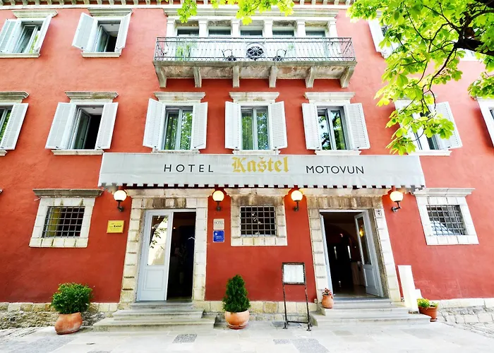Motovun Hotels