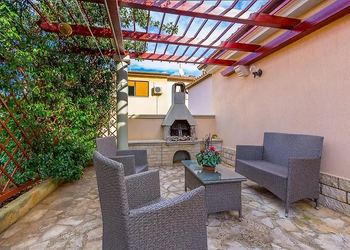 Private House Marija Villa Pula