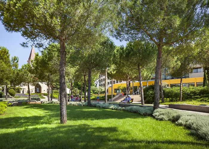 Rovinj hotels near Green Market
