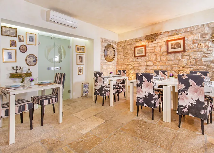 Rovinj hotels near Punta Corrente
