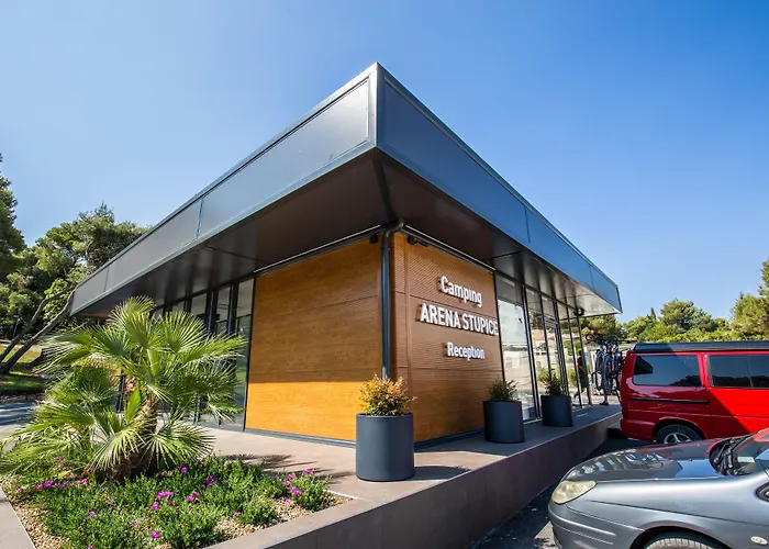 Premantura Hotels
