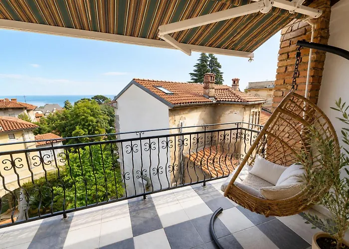 Vacation Apartment Rentals in Opatija