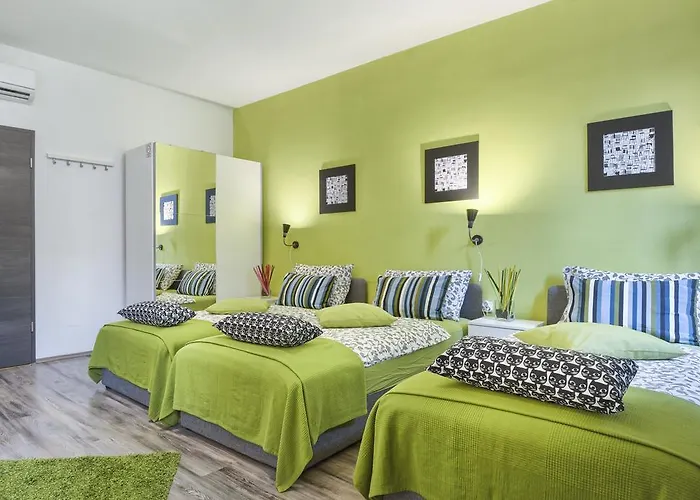 Hostels near Pula Bus in Pula