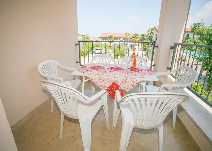 Apartments Sara Porec